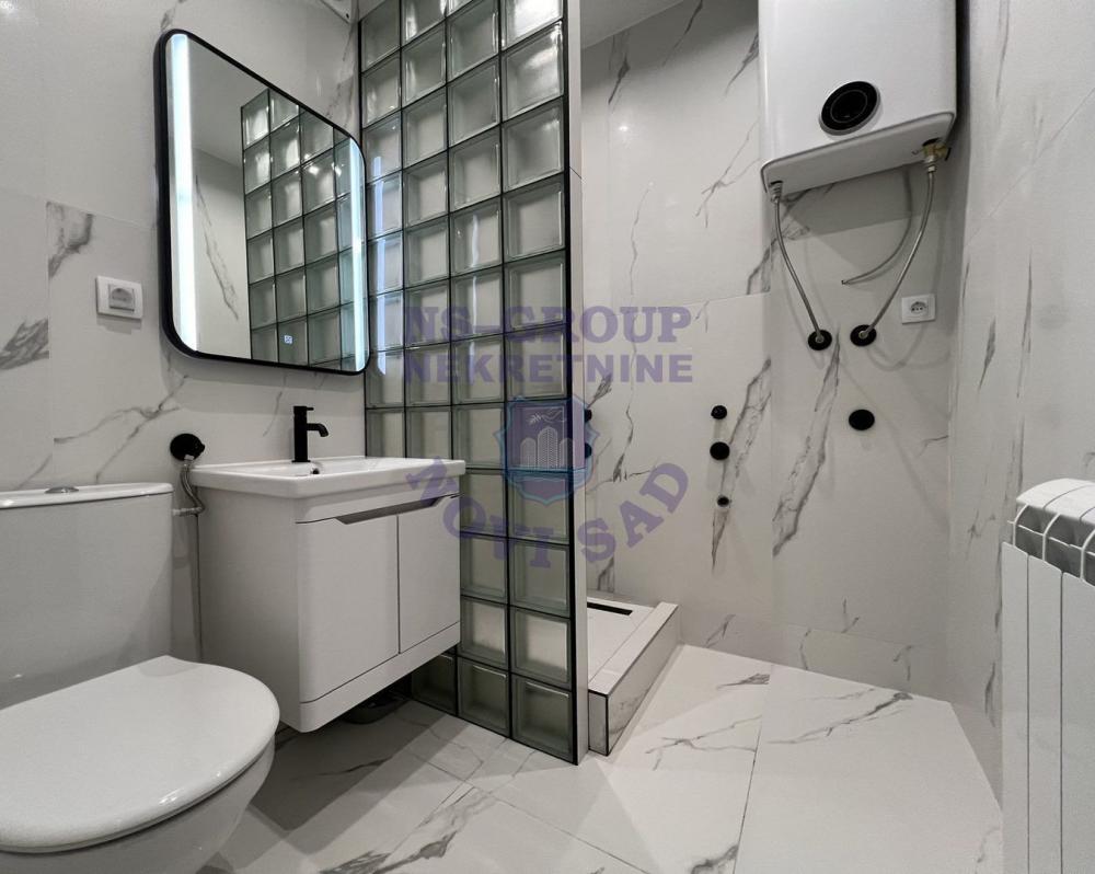 Slika 9 - Izuzetno funkcionalan i svetao stan