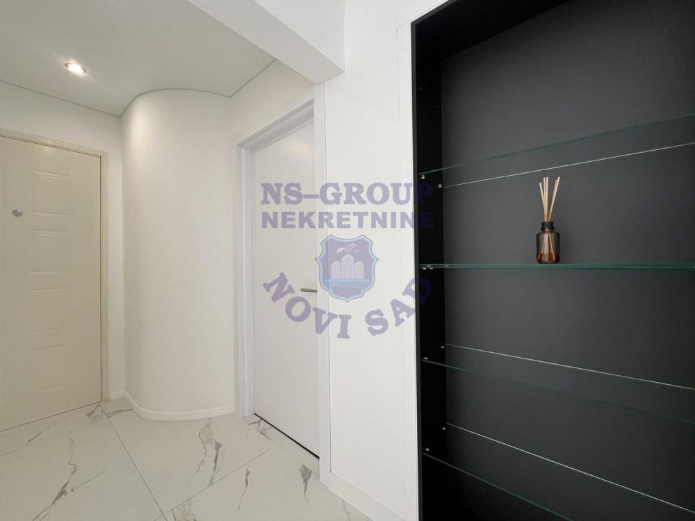 Slika 7 - Izuzetno funkcionalan i svetao stan