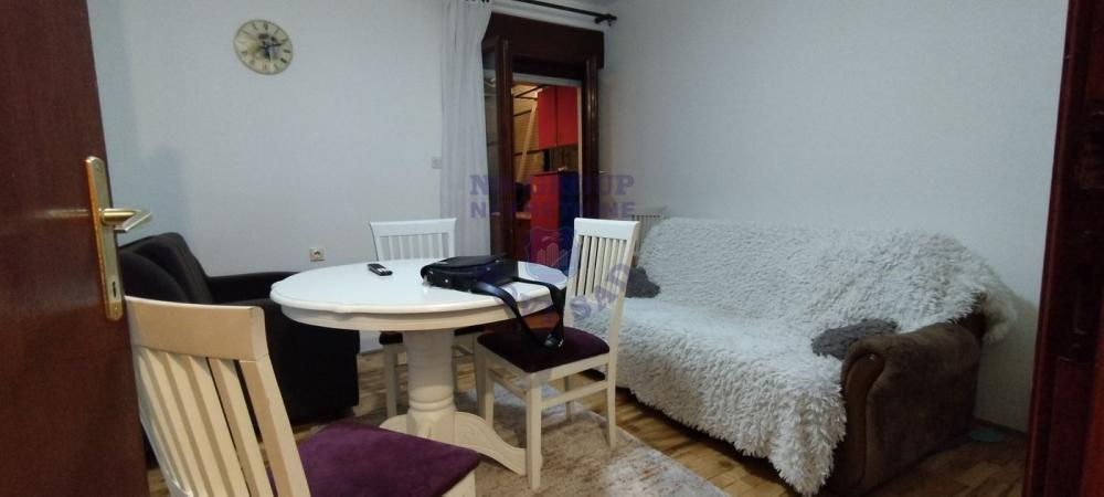 Slika 2 - Prodaja stana, 21m2, Novi Sad centar Novi Sad, sa terasom, ima lift