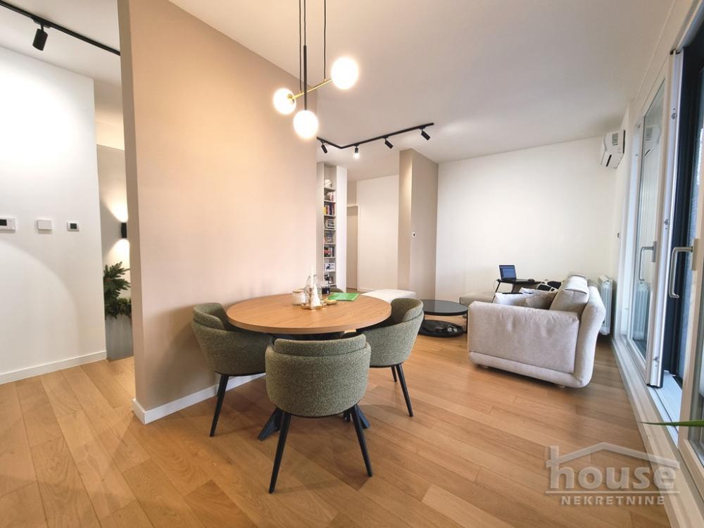 Slika 1 - Stan,PETROVARADIN,CENTAR,kv: 103.00, € 300000, ID: 1065270