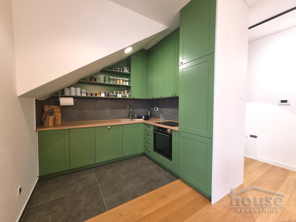 Slika 7 - Stan,PETROVARADIN,CENTAR,kv: 103.00, € 300000, ID: 1065270