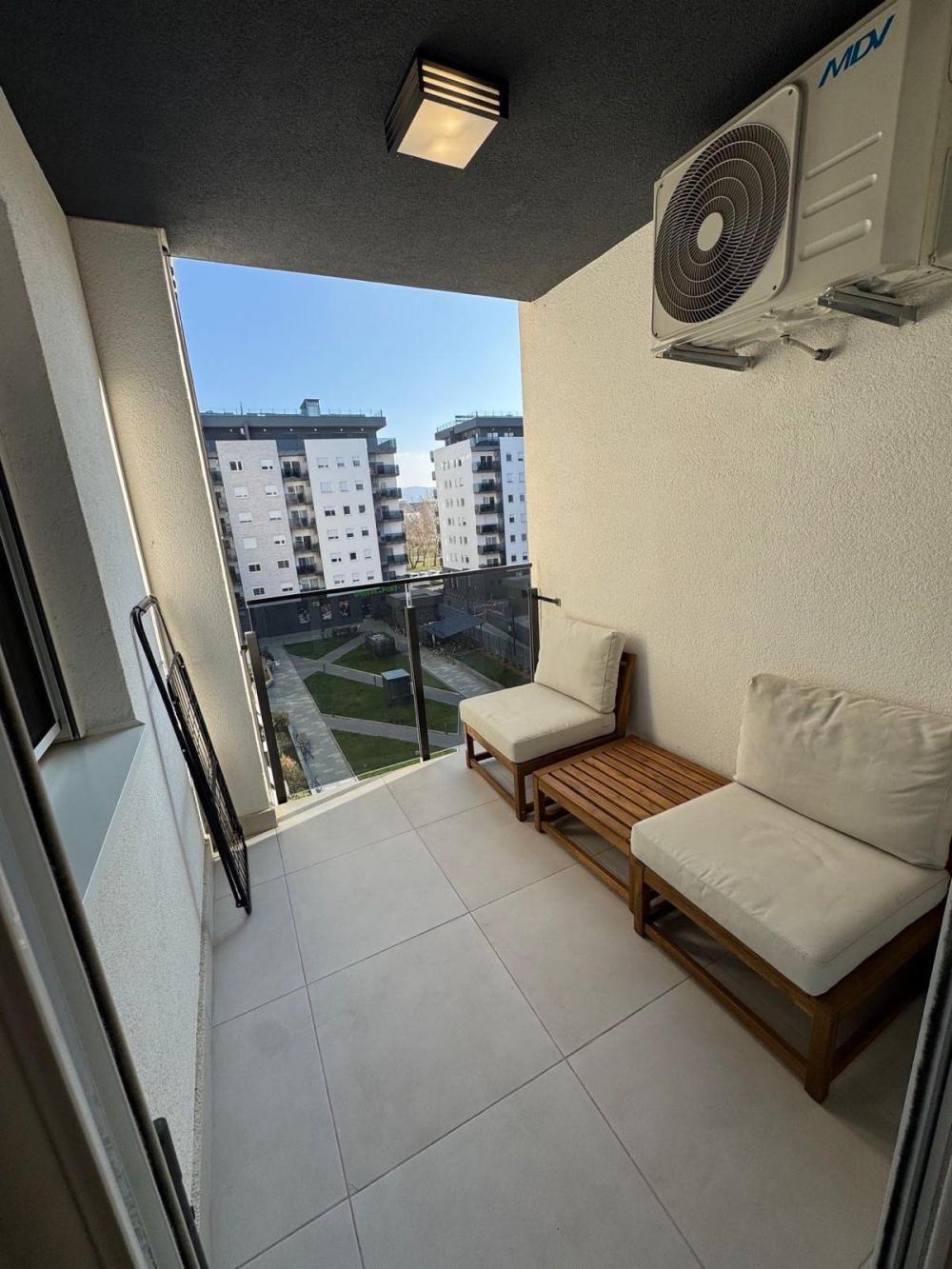 Slika 9 - Stan,NOVI SAD,ŠONSI,kv: 44, € 155000, ID: 1019290