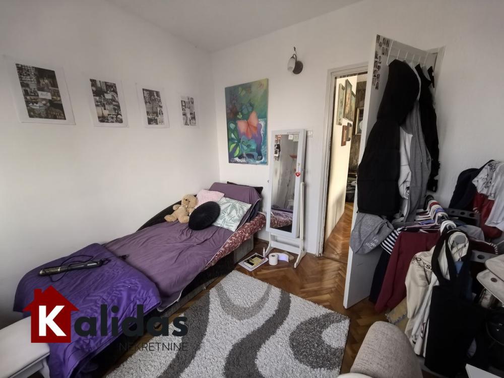 Slika 7 - Stan,NOVI SAD,BULEVAR,kv: 56, € 154500, ID: 1008498