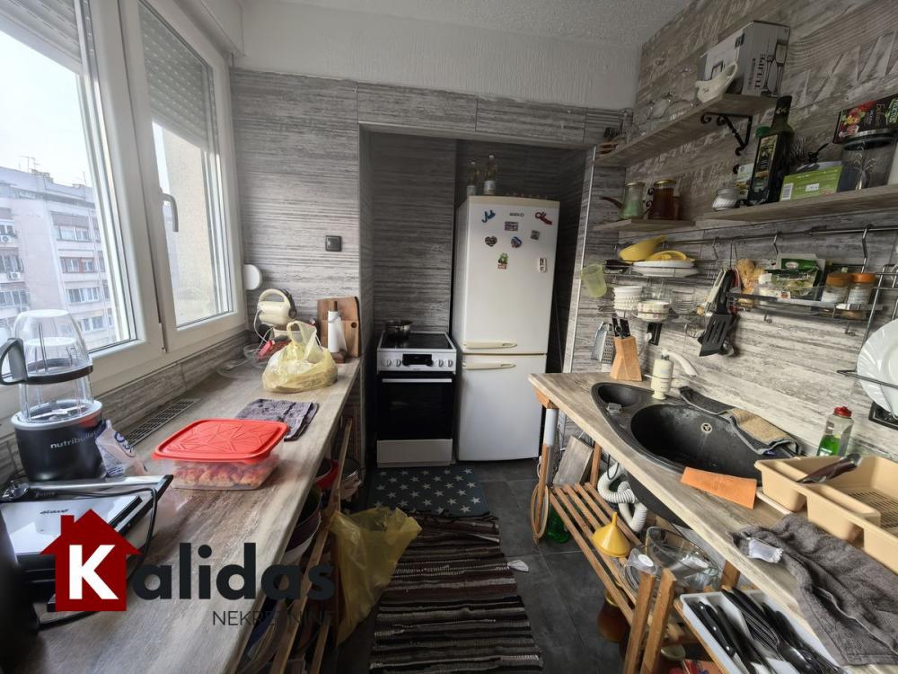 Slika 9 - Stan,NOVI SAD,BULEVAR,kv: 56, € 154500, ID: 1008498