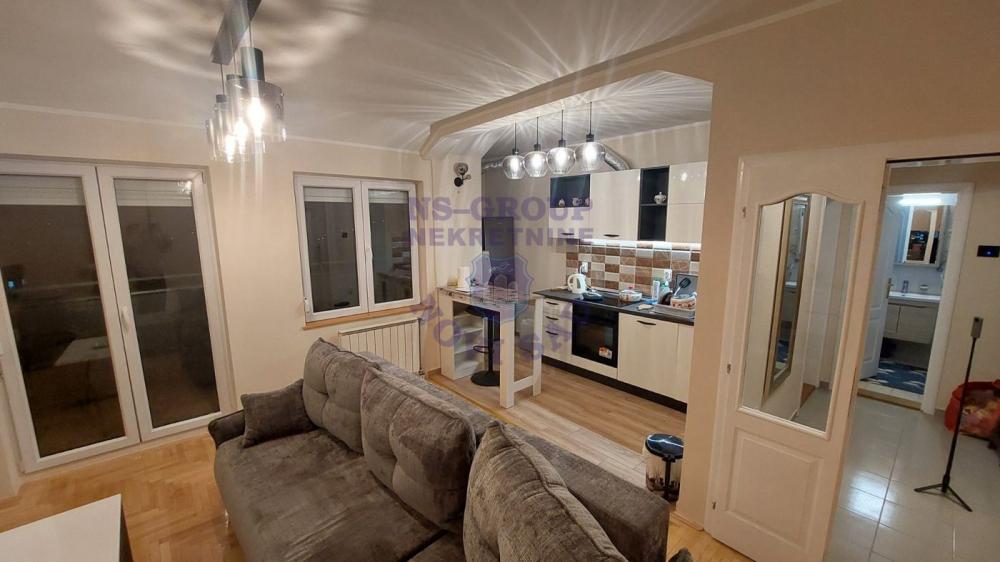 Slika 1 - Dvosoban stan na Bulevaru Evrope