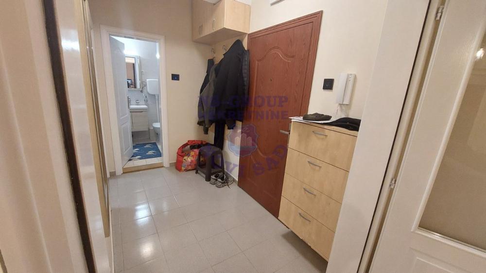 Slika 5 - Dvosoban stan na Bulevaru Evrope