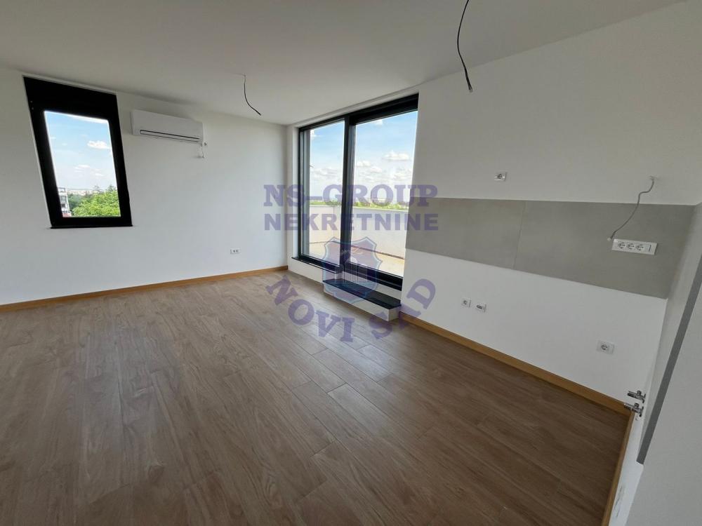 Slika 3 - Četvorosoban stan na potezu Sremske Kamenice