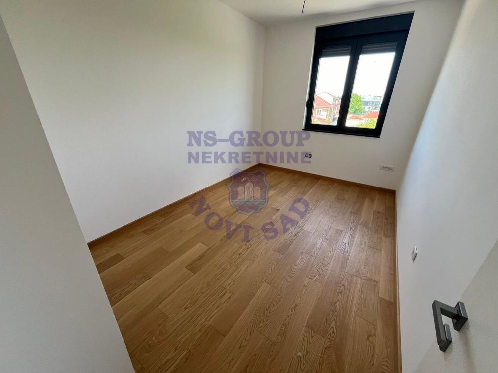 Slika 7 - Četvorosoban stan na potezu Sremske Kamenice