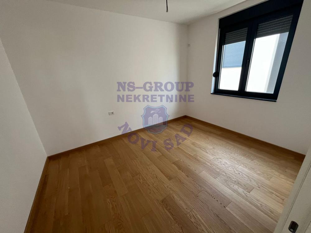 Slika 9 - Četvorosoban stan na potezu Sremske Kamenice