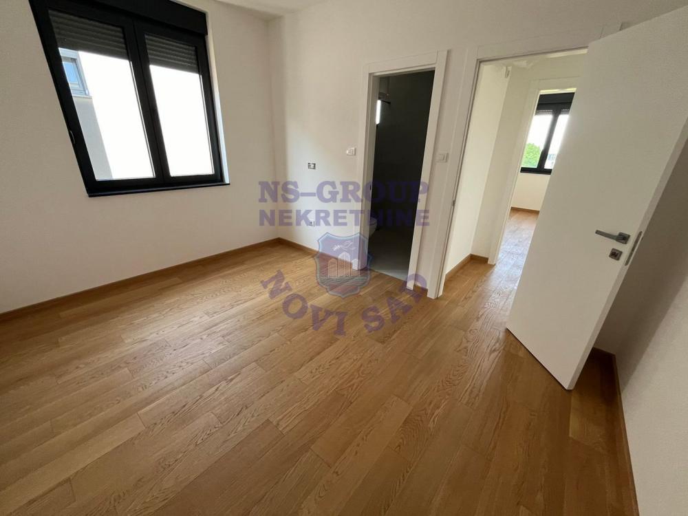 Slika 10 - Četvorosoban stan na potezu Sremske Kamenice