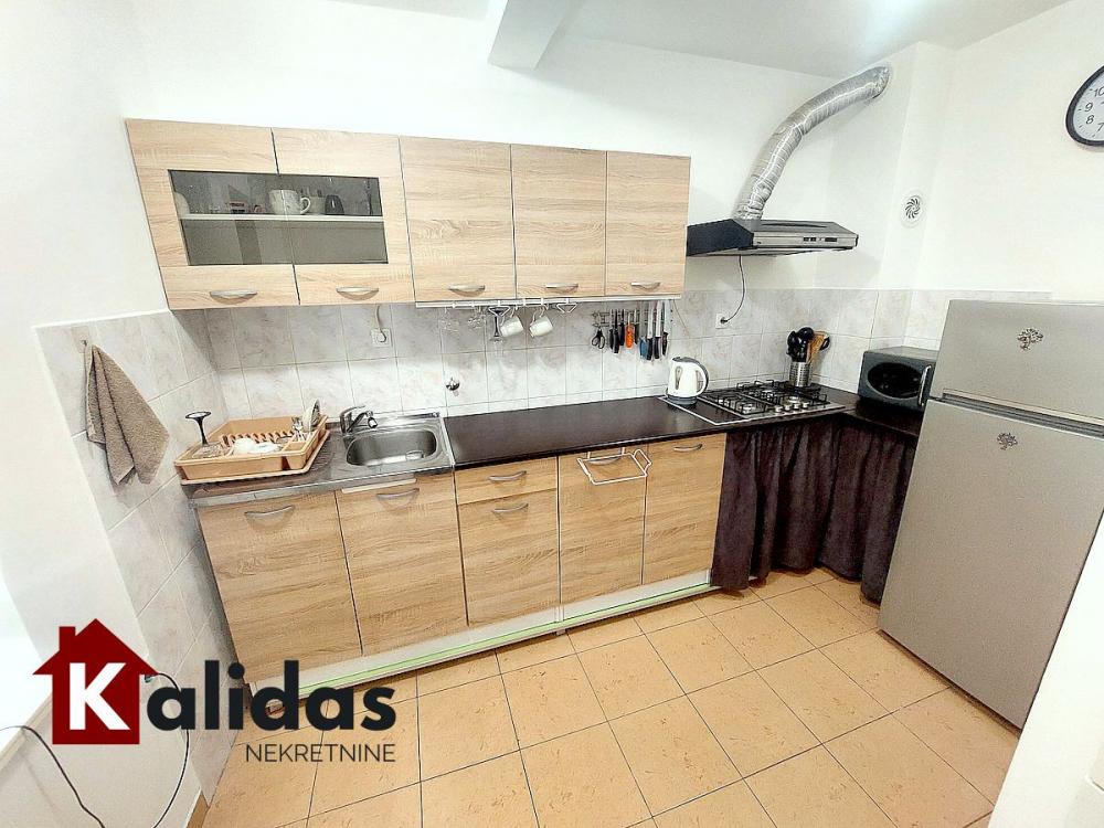 Slika 9 - Stan,NOVI SAD,BULEVAR,kv: 63, € 169950, ID: 1008483