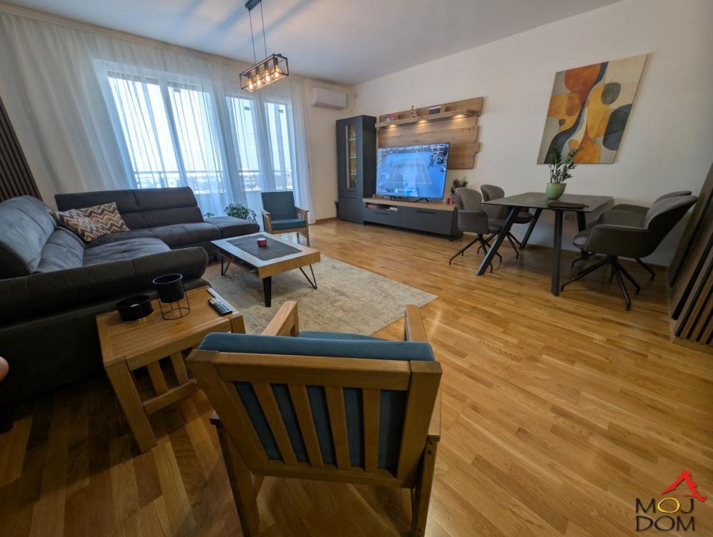 Glavna slika -Stan,PETROVARADIN,PETROVARADIN,kv: 98, € 229690, ID: 1031595