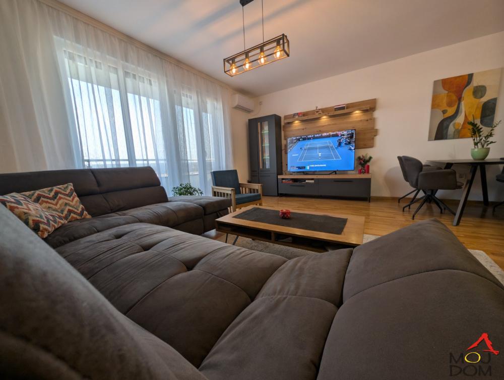 Slika 2 - Stan,PETROVARADIN,PETROVARADIN,kv: 98, € 229690, ID: 1031595