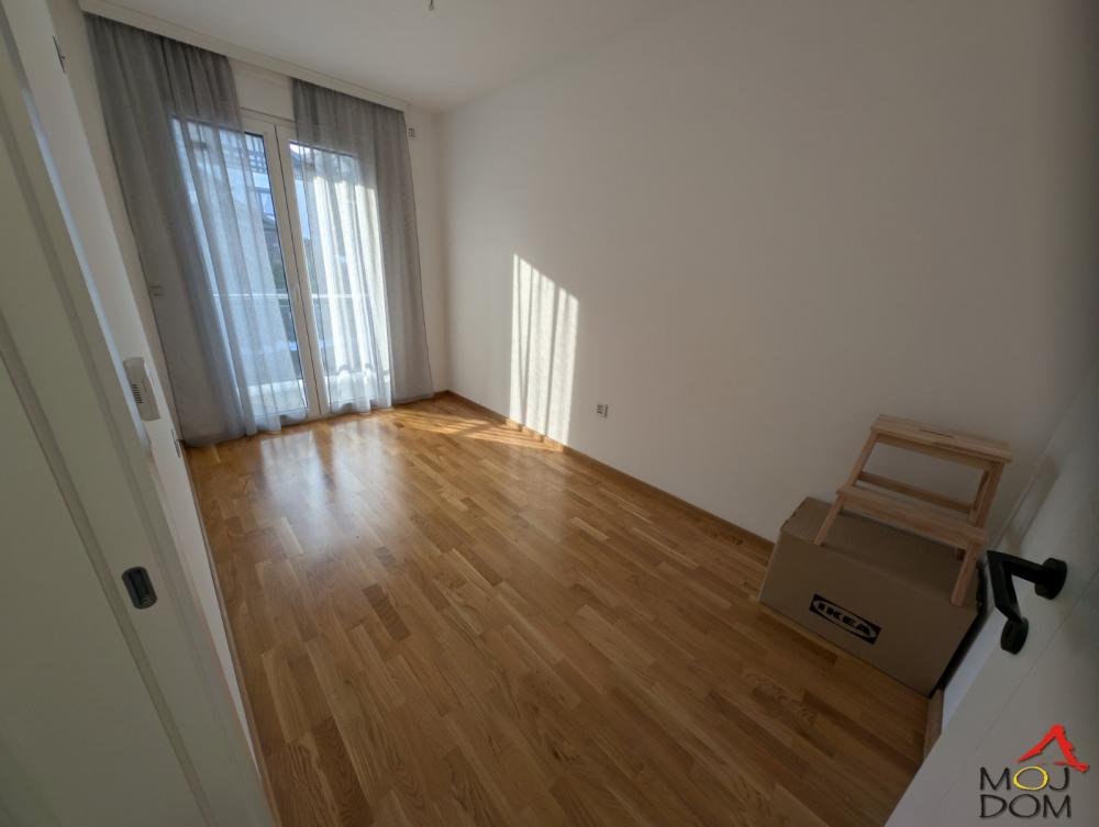 Slika 11 - Stan,PETROVARADIN,PETROVARADIN,kv: 98, € 229690, ID: 1031595