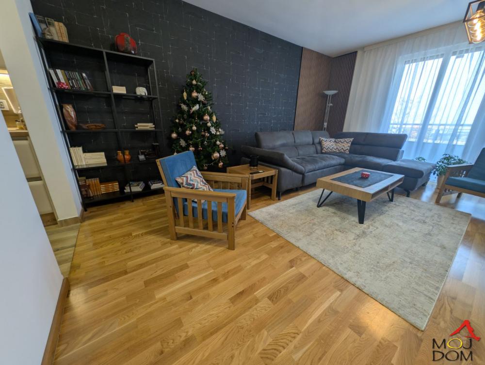 Slika 1 - Stan,PETROVARADIN,PETROVARADIN,kv: 98, € 229690, ID: 1031595