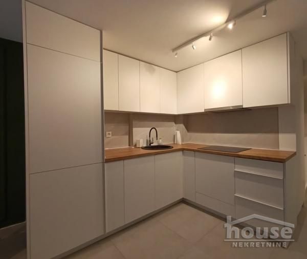 Slika 3 - Stan,NOVI SAD,CENTAR,kv: 61.00, € 125000, ID: 1064157