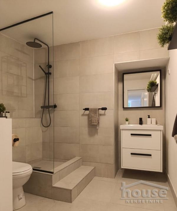 Slika 4 - Stan,NOVI SAD,CENTAR,kv: 61.00, € 125000, ID: 1064157