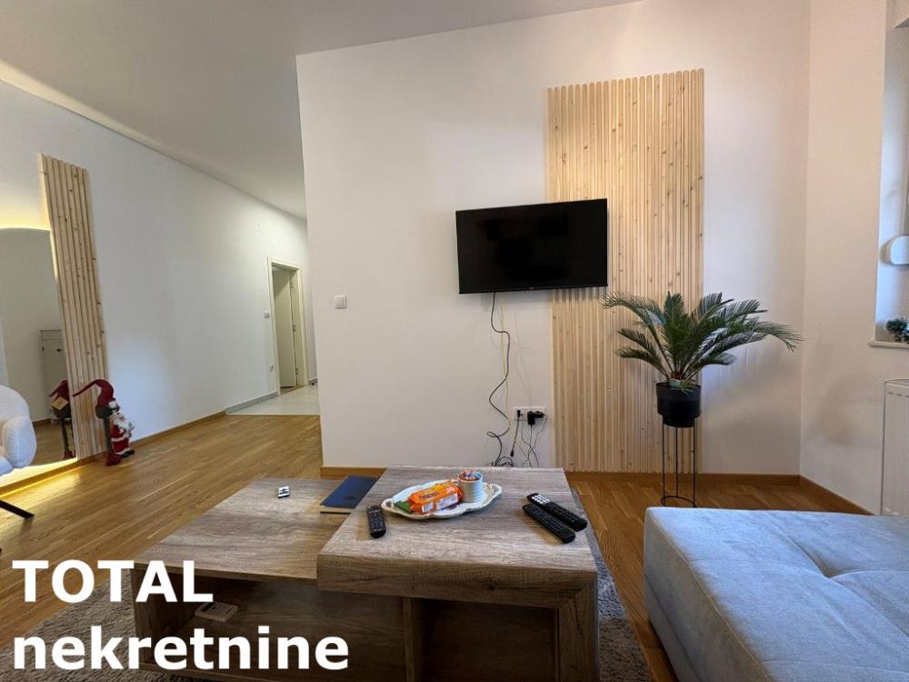 Slika 3 - Stan,NOVI SAD,CENTAR,kv: 41.00, € 140000, ID: 1102113