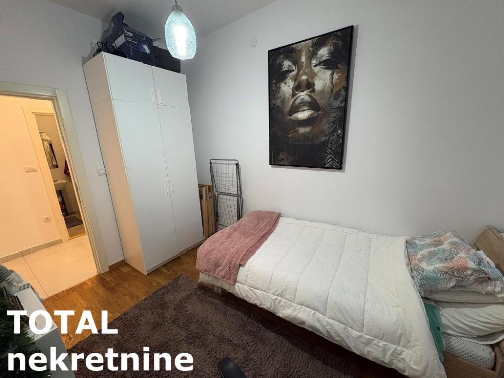 Slika 7 - Stan,NOVI SAD,CENTAR,kv: 41.00, € 140000, ID: 1102113