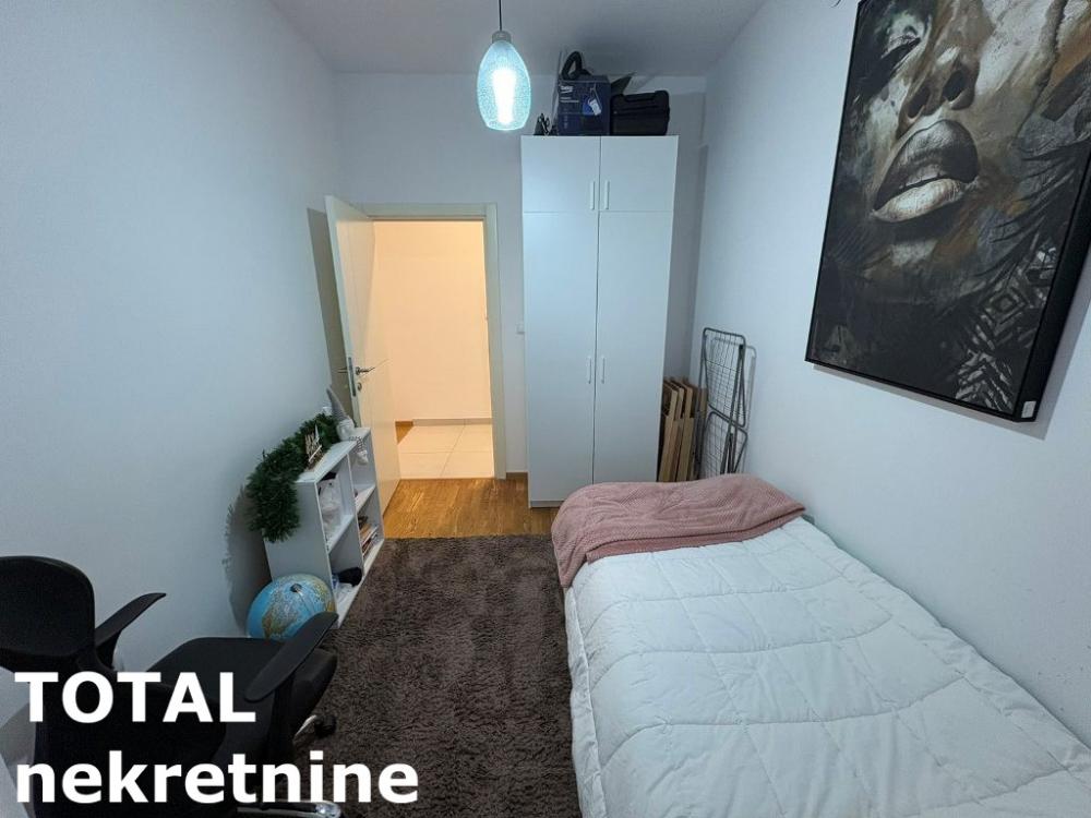 Slika 6 - Stan,NOVI SAD,CENTAR,kv: 41.00, € 140000, ID: 1102113