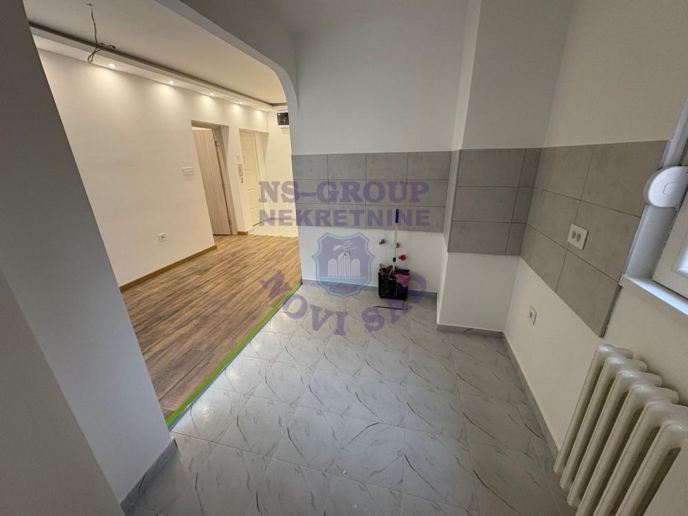 Slika 4 - Kompletno renoviran stan !