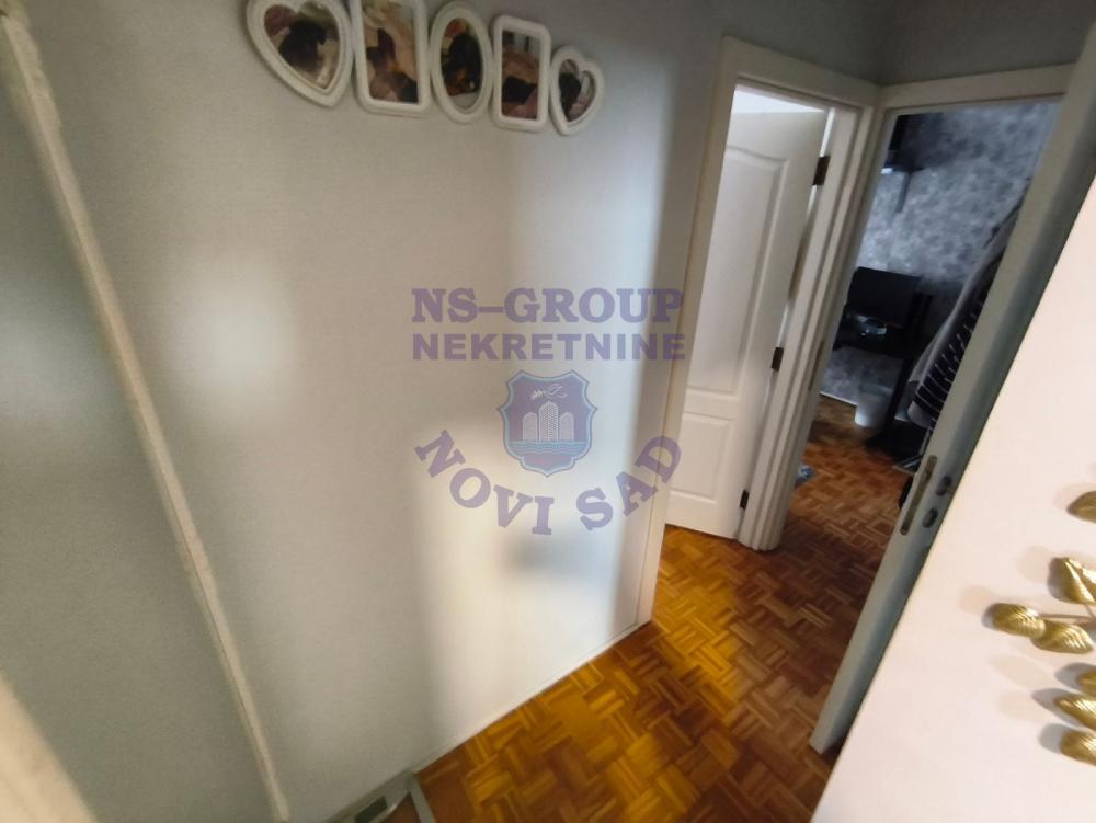 Slika 6 - Dvoiposoban stan na Detelinari !