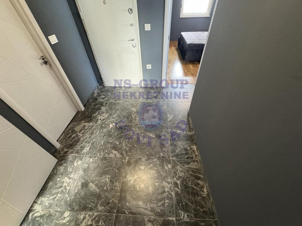 Slika 1 - Troiposoban, 63m2, Futog Novi Sad, sa terasom