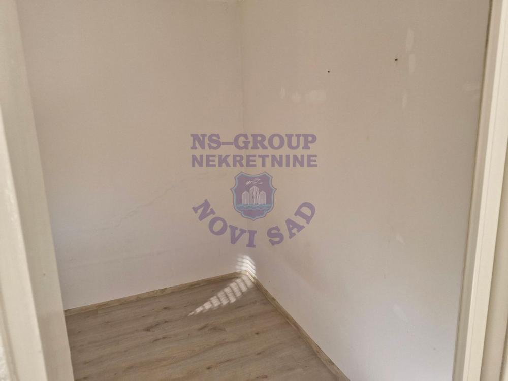 Slika 2 - Prodaja stana, 29m2, Podbara Novi Sad