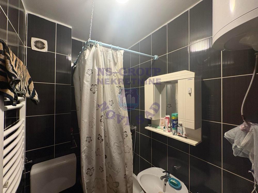 Slika 0 - Jednoiposoban, 34m2, Bulevar patrijarha Pavla (Somborski bulevar) Novi Sad, sa terasom