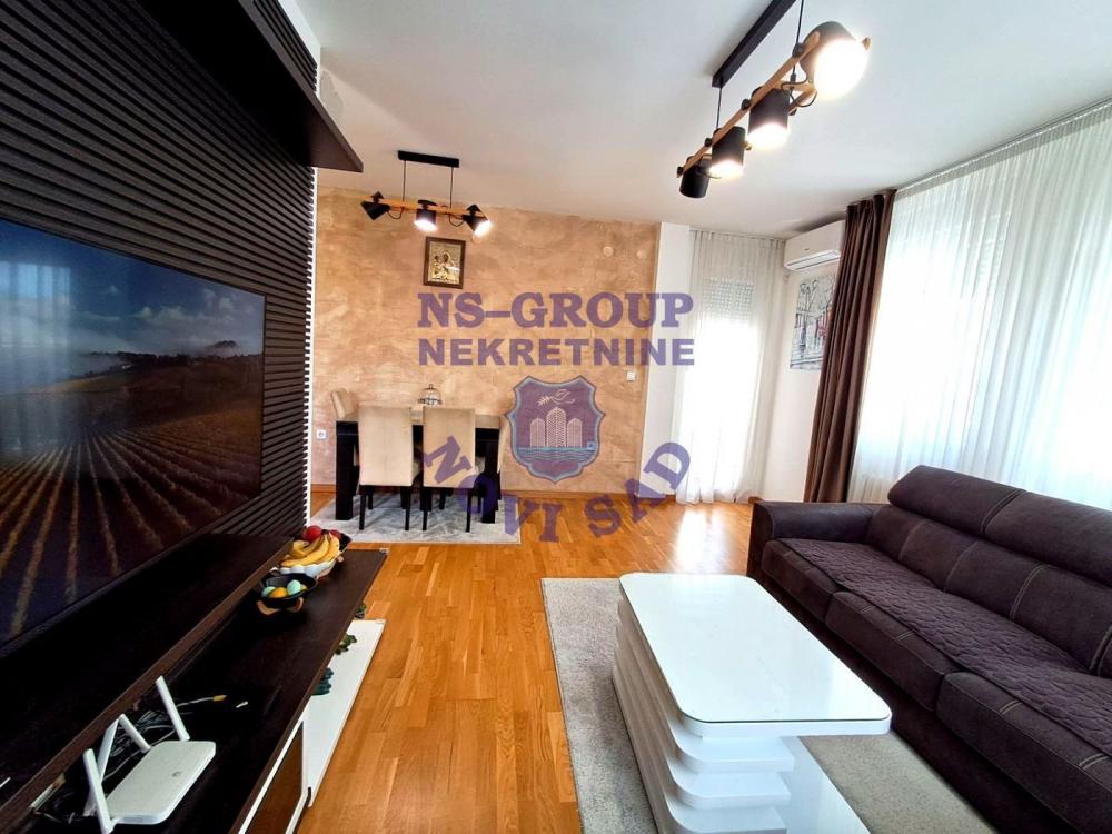 Slika 6 - Prodaja stana, 56m2, Bulevar patrijarha Pavla (Somborski bulevar) Novi Sad, sa terasom, ima lift