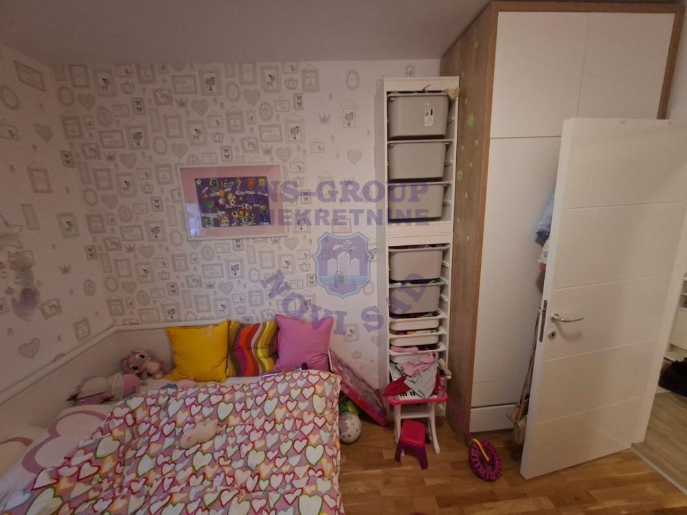 Slika 6 - Odličan trosoban stan u Veterniku!