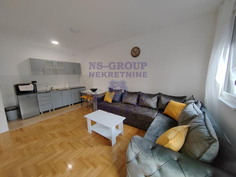 Slika 3 - Prodaja stana, 32m2, Bulevar patrijarha Pavla (Somborski bulevar) Novi Sad