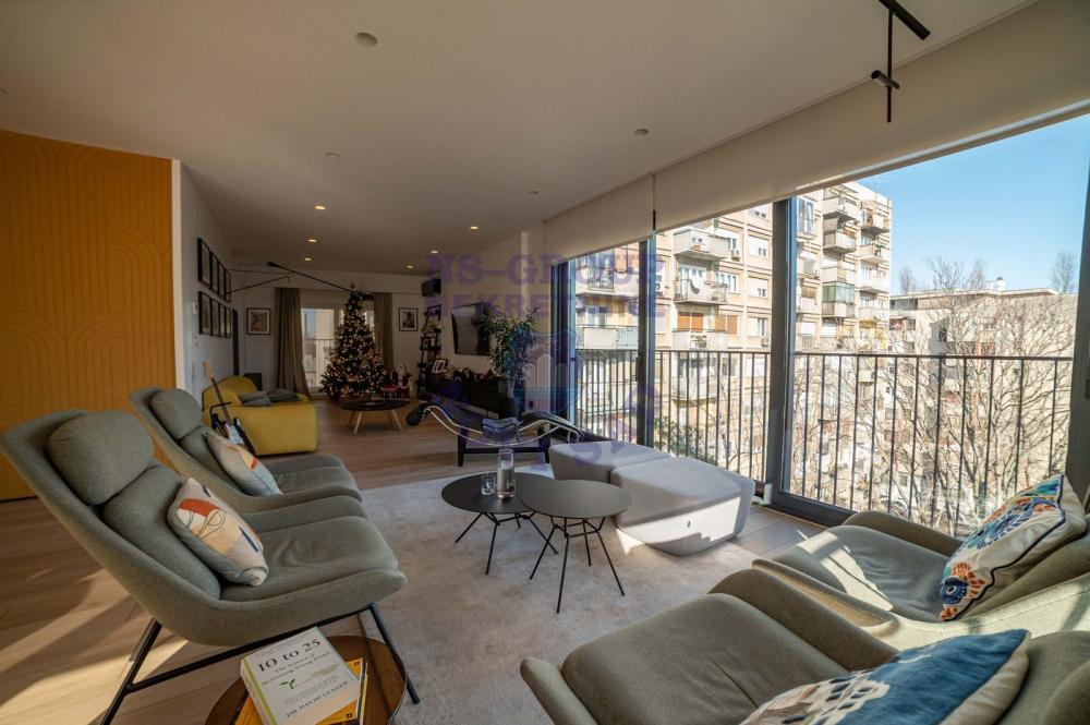 Slika 2 - Prodaja stana, 155m2, Spens Novi Sad Novi Sad