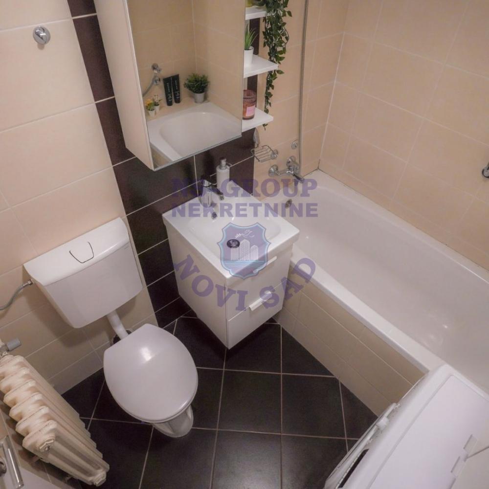 Slika 11 - Odlican trosoban na Limanu 4!