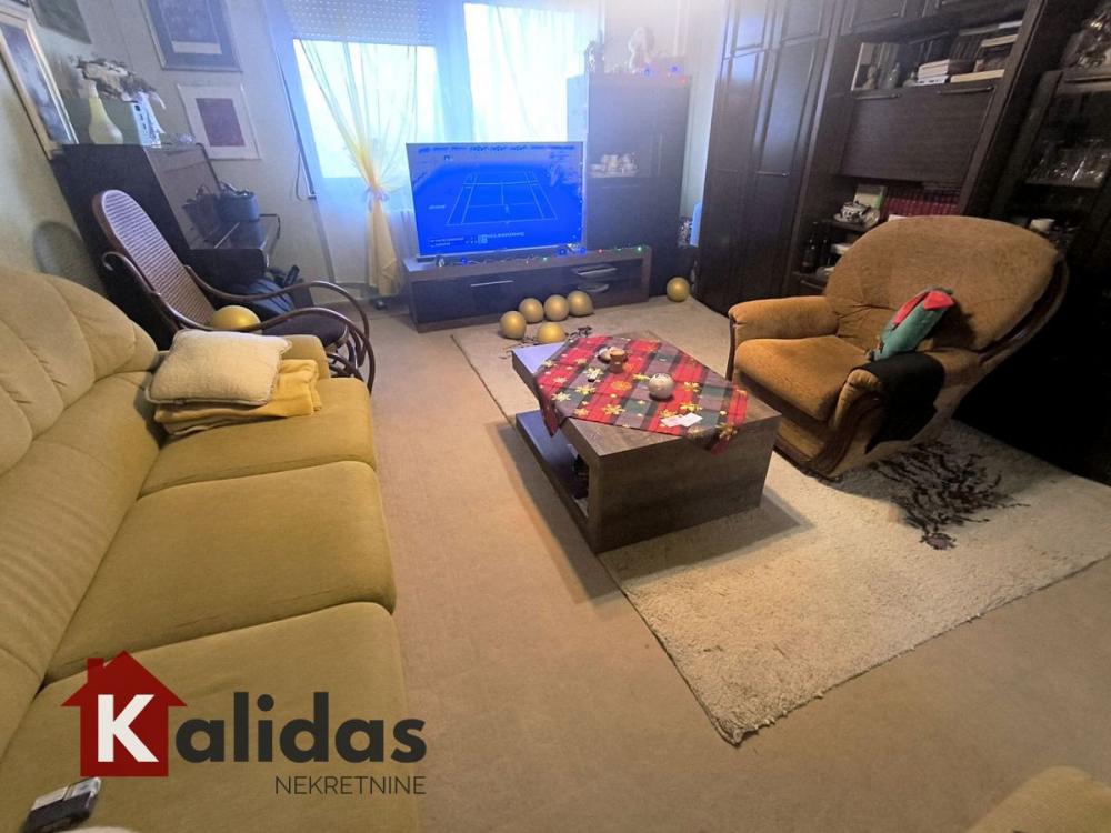 Slika 1 - Stan,PETROVARADIN,BLOK 8,kv: 74, € 139000, ID: 1008500