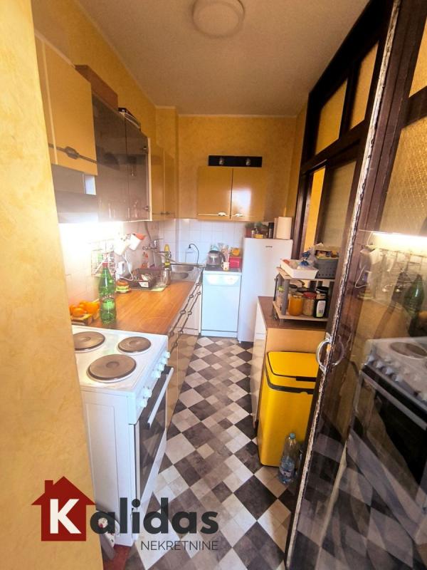 Slika 5 - Stan,PETROVARADIN,BLOK 8,kv: 74, € 139000, ID: 1008500