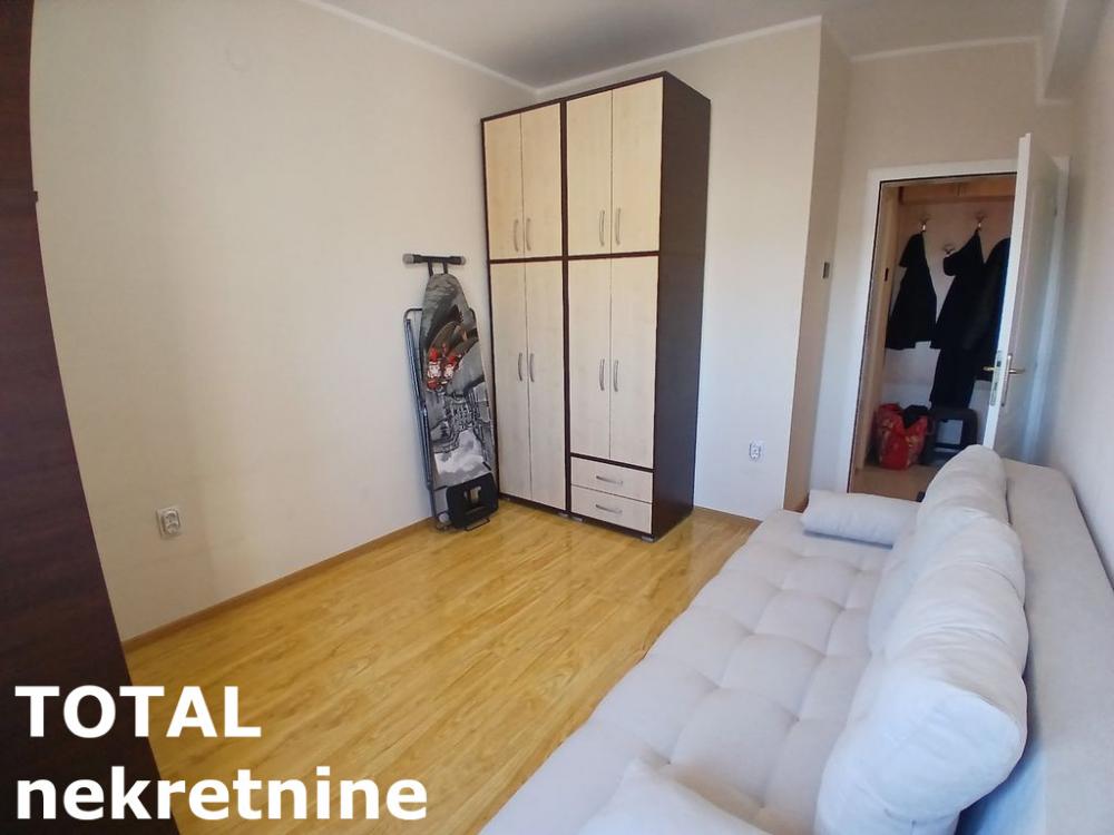 Slika 10 - Stan,NOVI SAD,BULEVAR EVROPE,kv: 54.00, € 140000, ID: 1102134