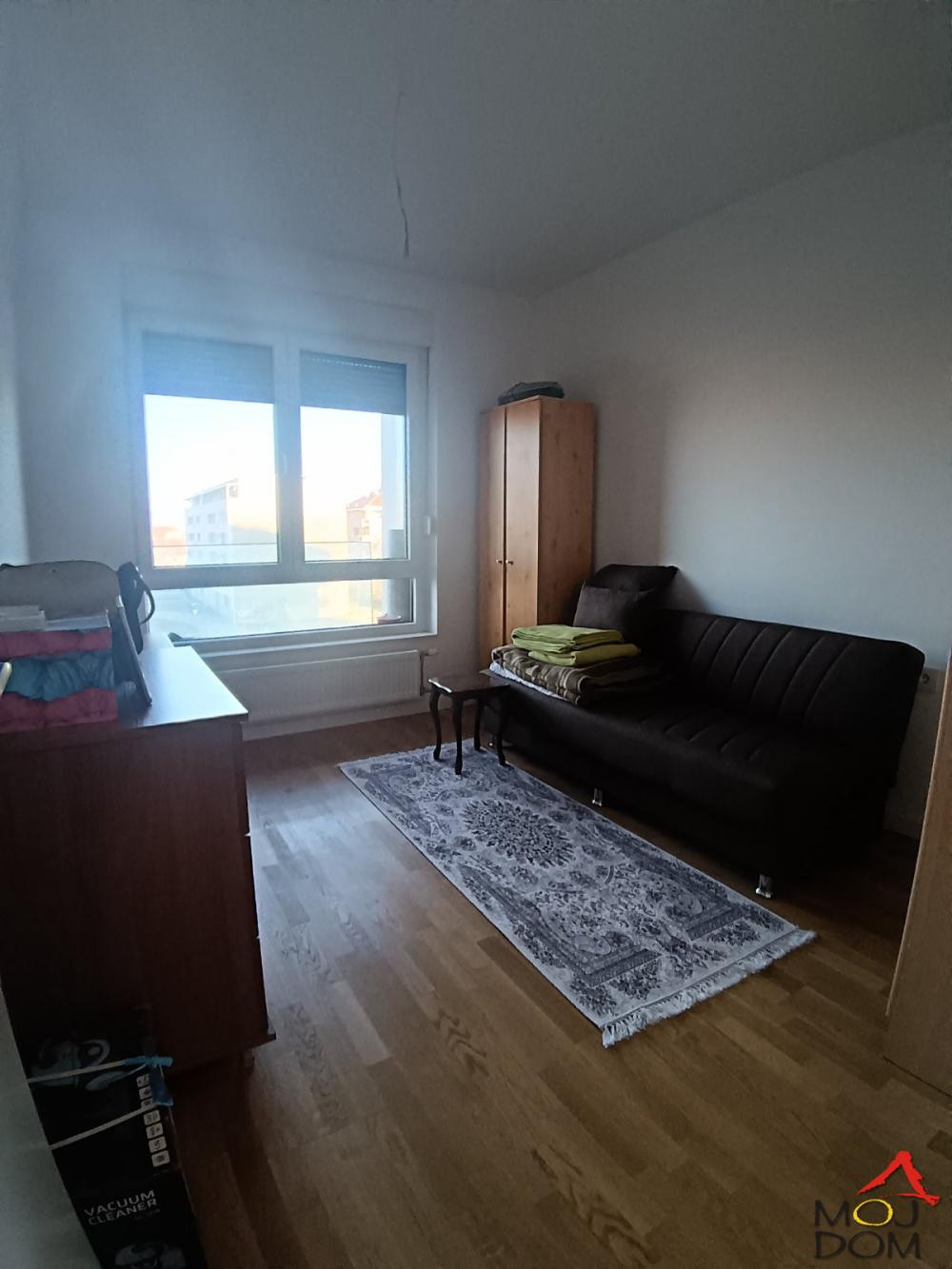 Slika 5 - Stan,NOVI SAD,ŠARENGRAD,kv: 42, € 154500, ID: 1031691