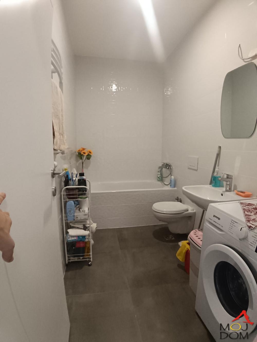 Slika 7 - Stan,NOVI SAD,ŠARENGRAD,kv: 42, € 154500, ID: 1031691