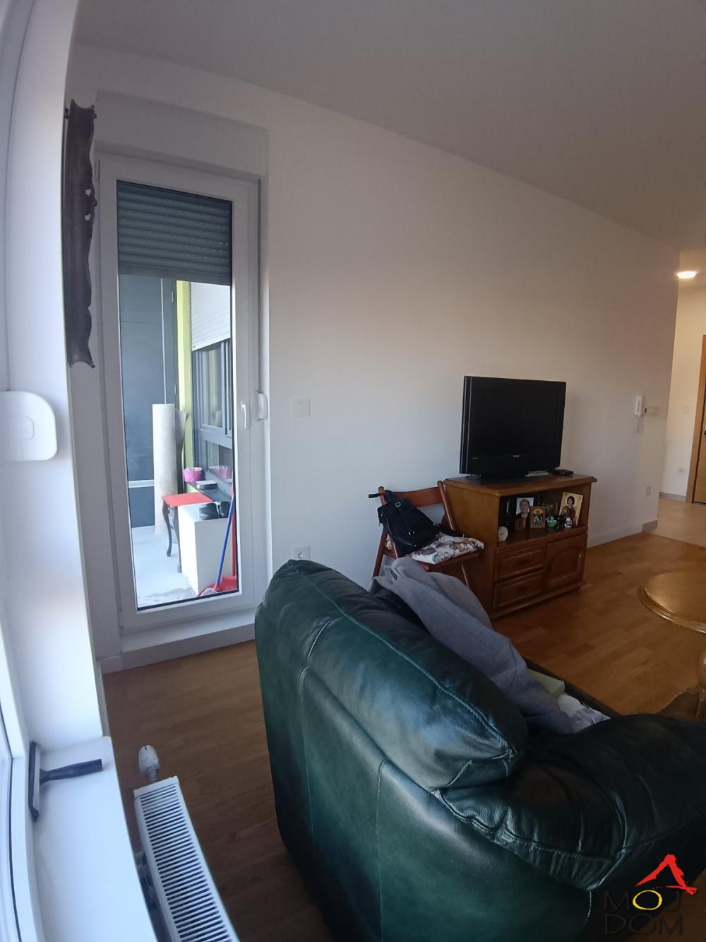 Slika 2 - Stan,NOVI SAD,ŠARENGRAD,kv: 42, € 154500, ID: 1031691