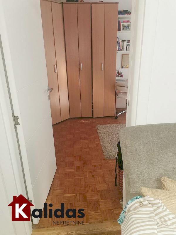 Slika 4 - Stan,NOVI SAD,DETELINARA,kv: 47, € 120500, ID: 1008091