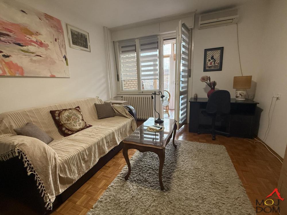 Slika 2 - Stan,NOVI SAD,KEJ,kv: 42, € 122600, ID: 1031719