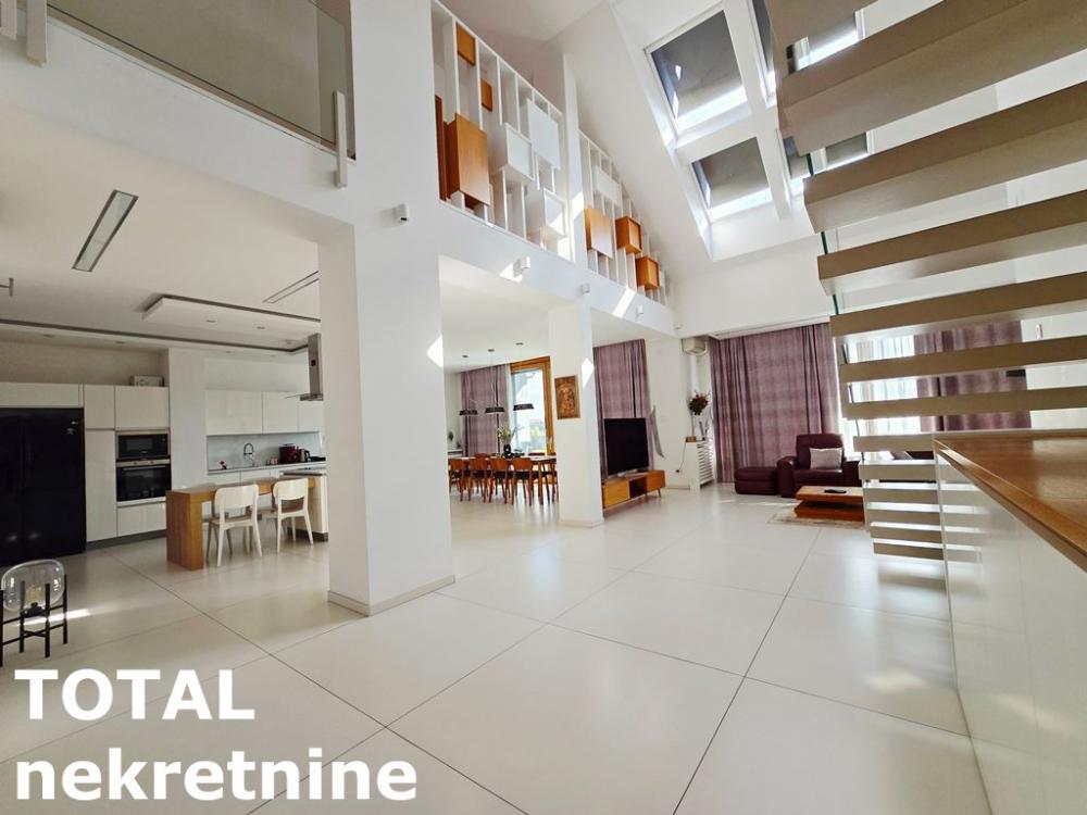 Slika 7 - Stan,NOVI SAD,CENTAR,kv: 352.00, € 1, ID: 1101486