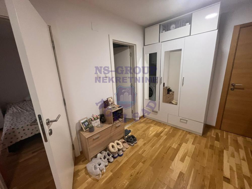 Slika 4 - 562602-Jednoiposoban-42m2-Adice