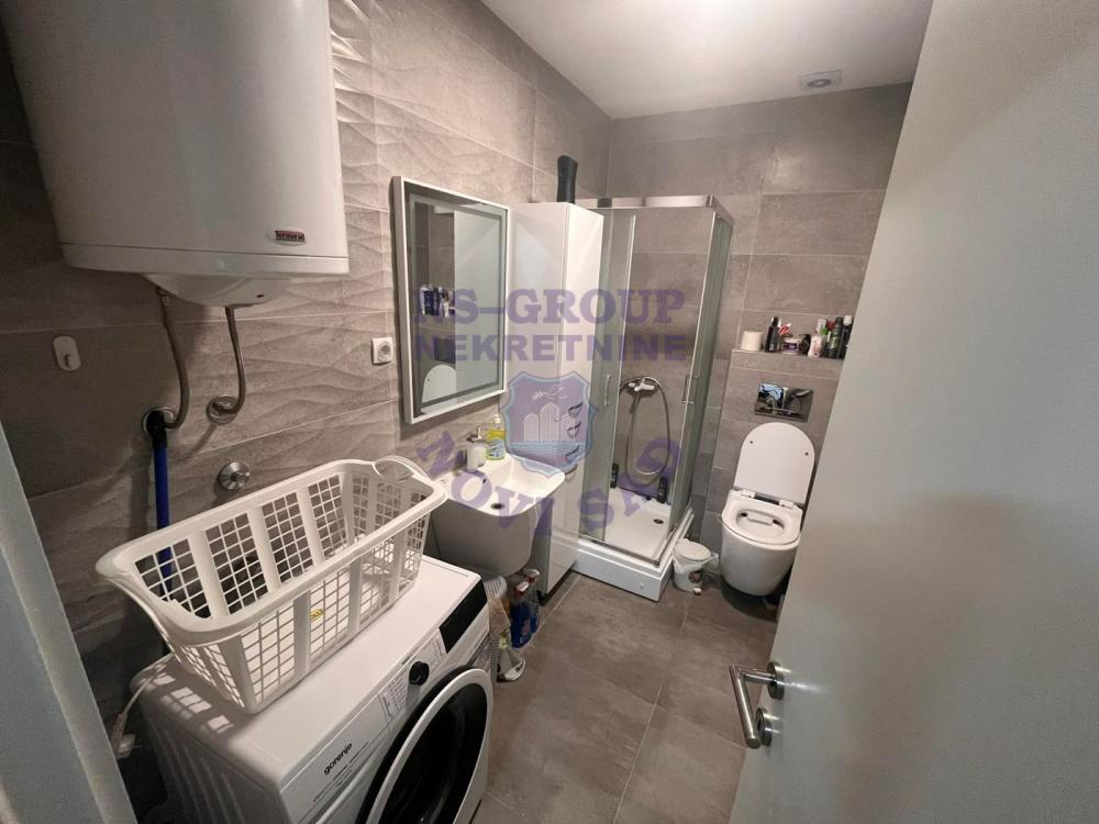 Slika 5 - 562602-Jednoiposoban-42m2-Adice