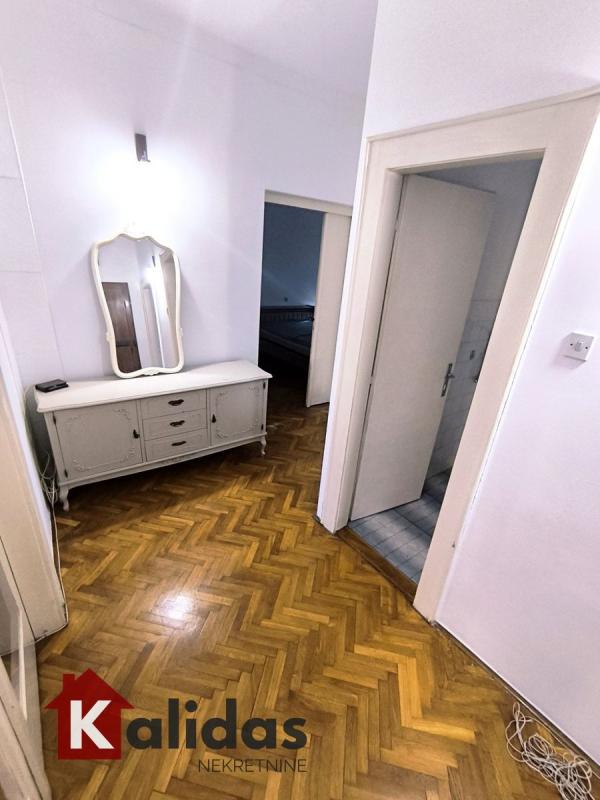 Slika 6 - Stan,NOVI SAD,CENTAR,kv: 66, € 203900, ID: 1008503