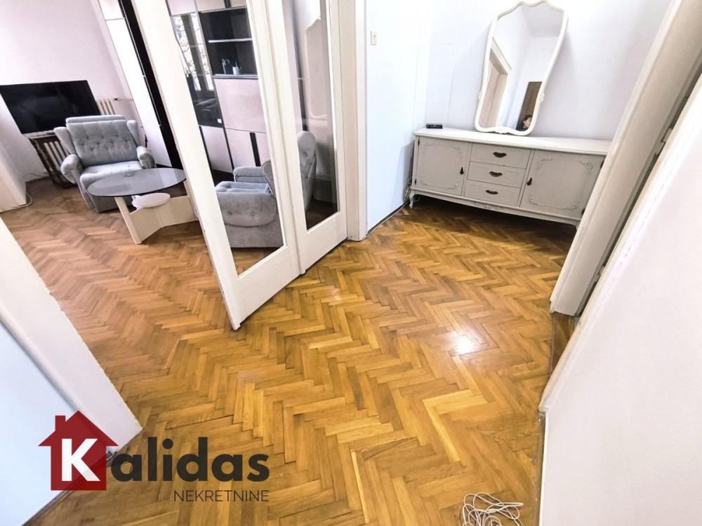 Slika 5 - Stan,NOVI SAD,CENTAR,kv: 66, € 203900, ID: 1008503