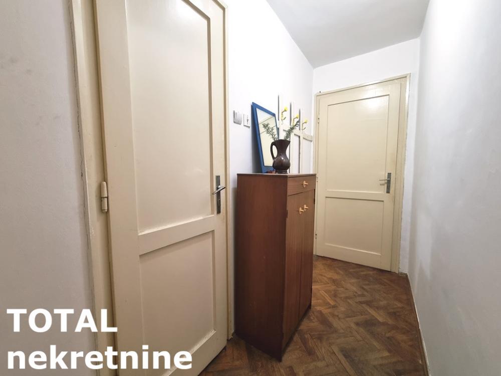 Slika 8 - Stan,NOVI SAD,DETELINARA,kv: 47.00, € 110000, ID: 1102133