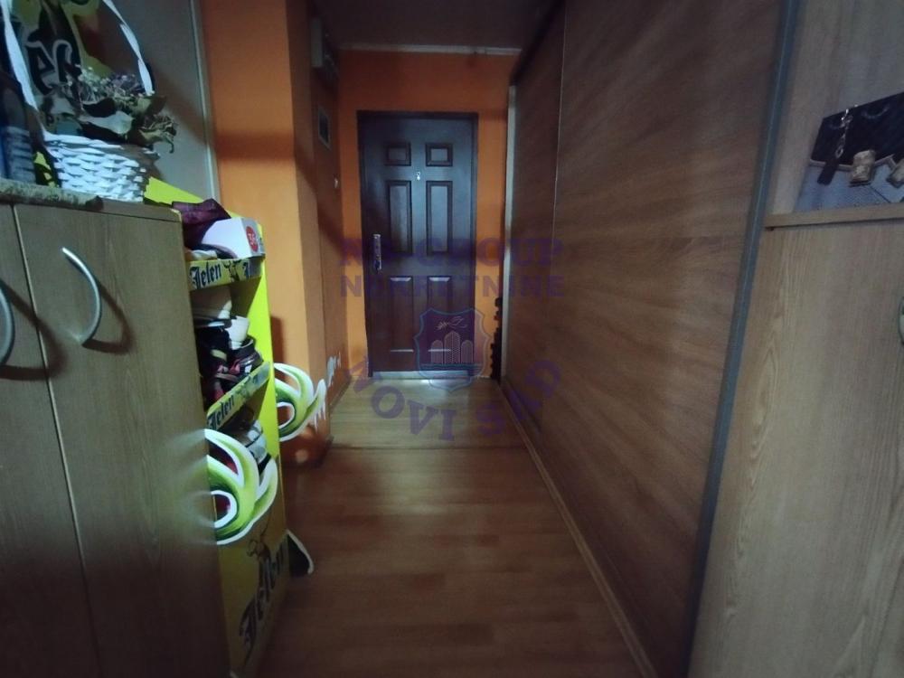 Slika 4 - Dvoiposoban, 78m2, Liman 4 Novi Sad, sa terasom, ima lift