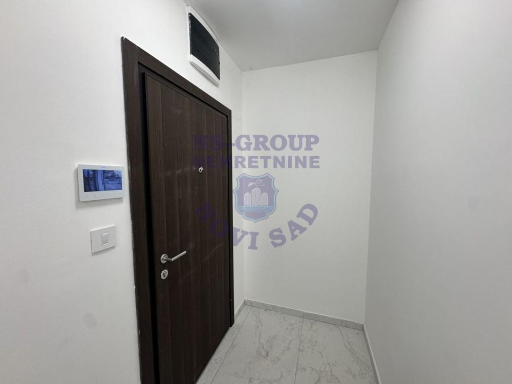 Slika 1 - Odmah useljiv stan sa tri spavace sobe !